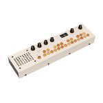 Critter & Guitari Organelle M Synthesiser & Sound Processor Instrument (grey, 240v with US 2 pin power cable)