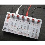 Twisted Electrons hapiNES L Desktop Synthesiser (white)