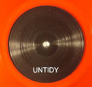 Untidy 002