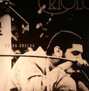 No Na Orelha