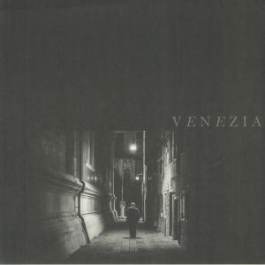 Plays Venezia
