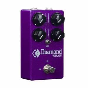 Diamond Vibrato Analogue Bucket-Brigade Vibrato Effects Pedal
