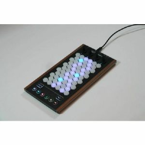 Intuitive Instruments Exquis Deluxe Expressive MIDI Controller (wooden side)