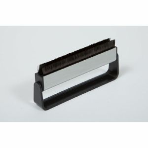 Bags Unlimited Carbon Fiber Vinyl Record Cleaning Brush (silver)