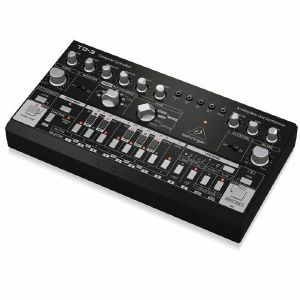 Behringer TD 3 BK Analogue Bass Line Synthesiser (black)