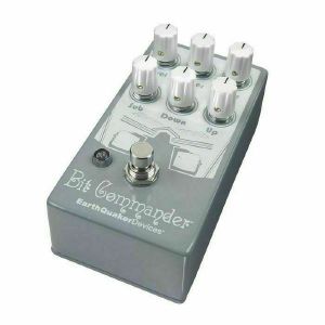 EarthQuaker Devices Bit Commander v2 Analog Octave Synth Effects Pedal