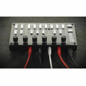 Twisted Electrons Acid8 MKIII Bassline Desktop Synthesiser