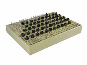 Soma Laboratory Pulsar-23 Limited Edition Organismic Drum Machine (military green)