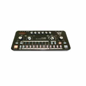 Cyclone Analogic TT-303 Bass Bot Space Monophonic Analogue Synthesiser & Sequencer (black) (B-STOCK)