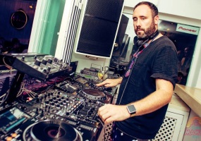 Doorly