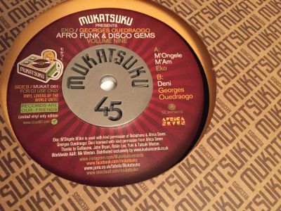 Mukatsuku Records Chart
