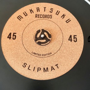 Mukatsuku Records Chart