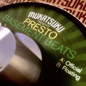 Mukatsuku Records Chart