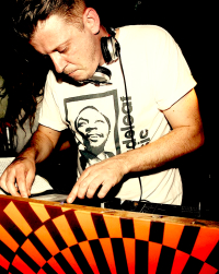 thatmanmonkz (Shadeleaf Music)