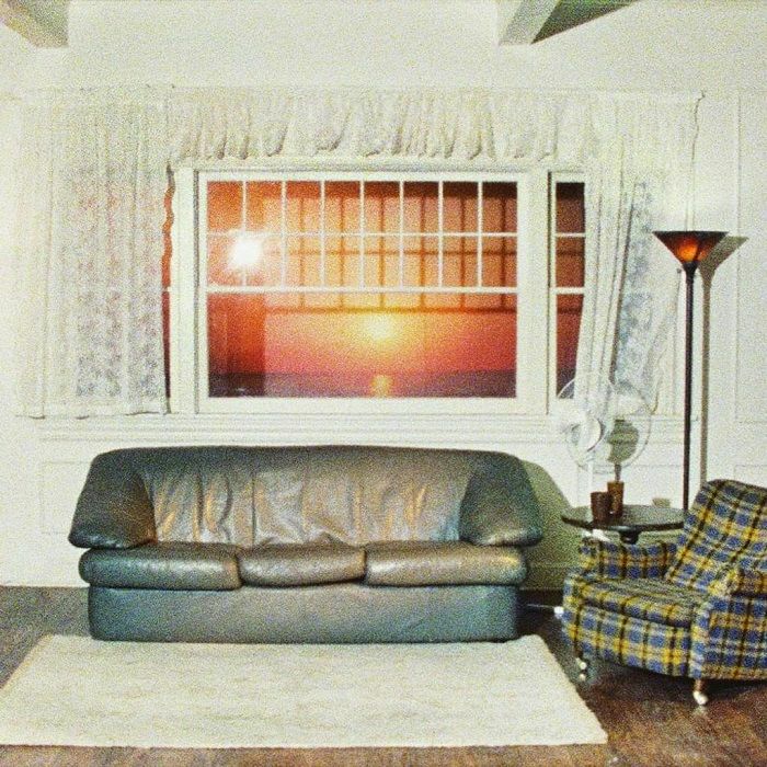 WALLOWS - Model