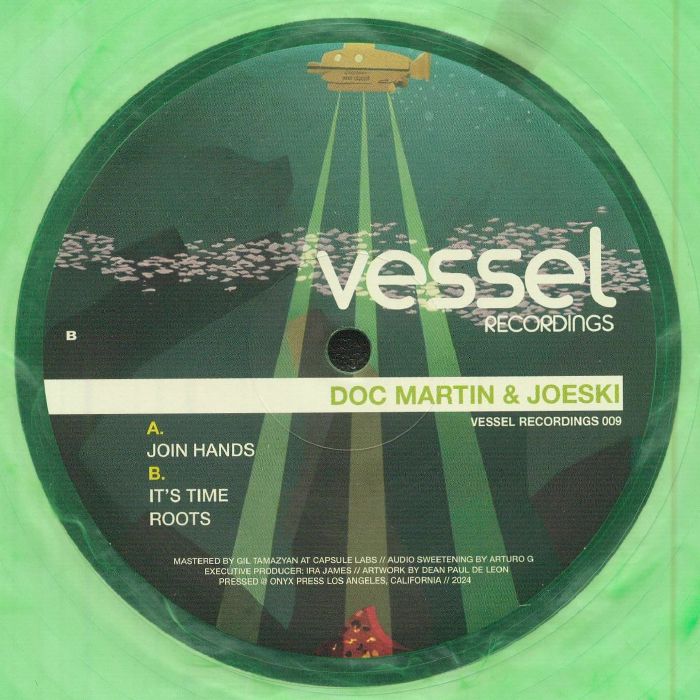 DOC MARTIN/JOESKI - Join Hands