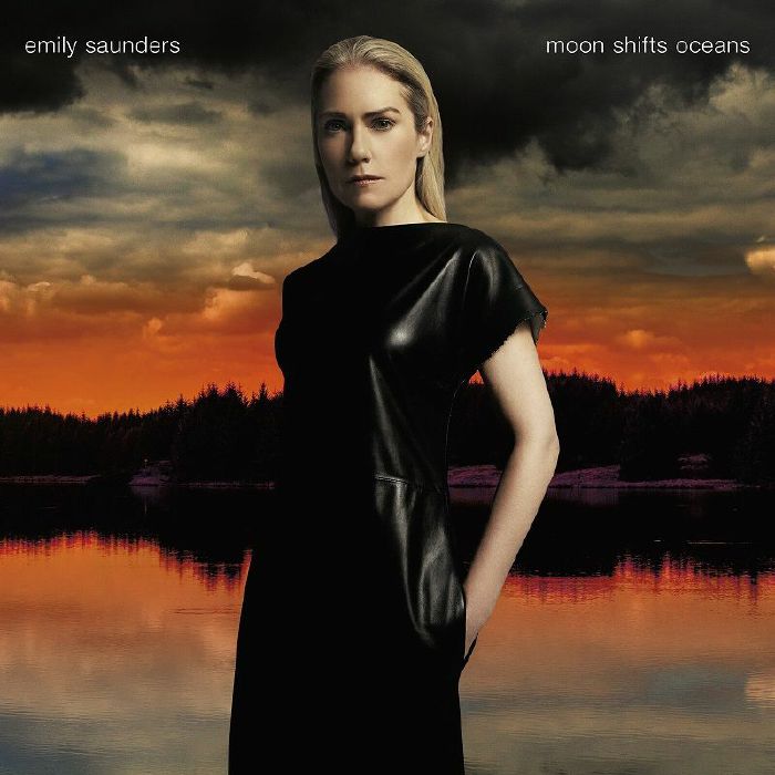 SAUNDERS, Emily - Moon Shifts Oceans