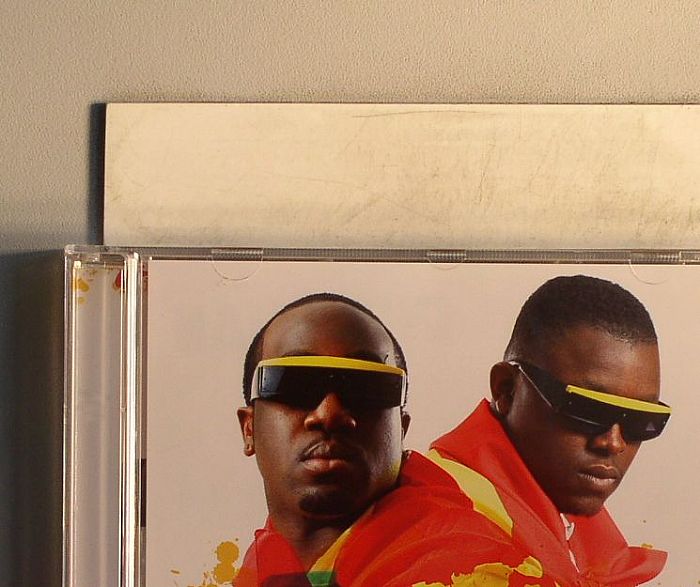 TEDDY & G TANK - Ghanaian Fire