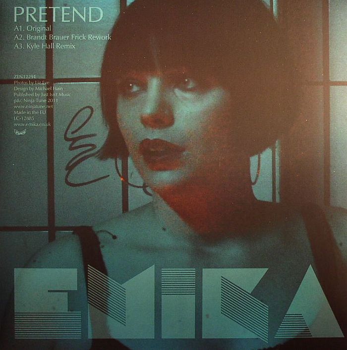 EMIKA - Pretend