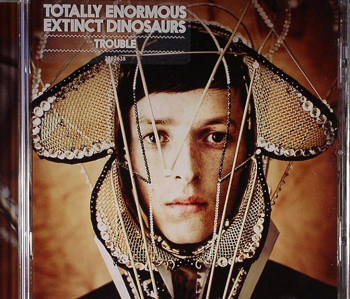 TOTALLY ENORMOUS EXTINCT DINOSAURS - Trouble