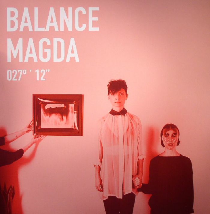 MAGDA/CORNERBRED - Balance 027