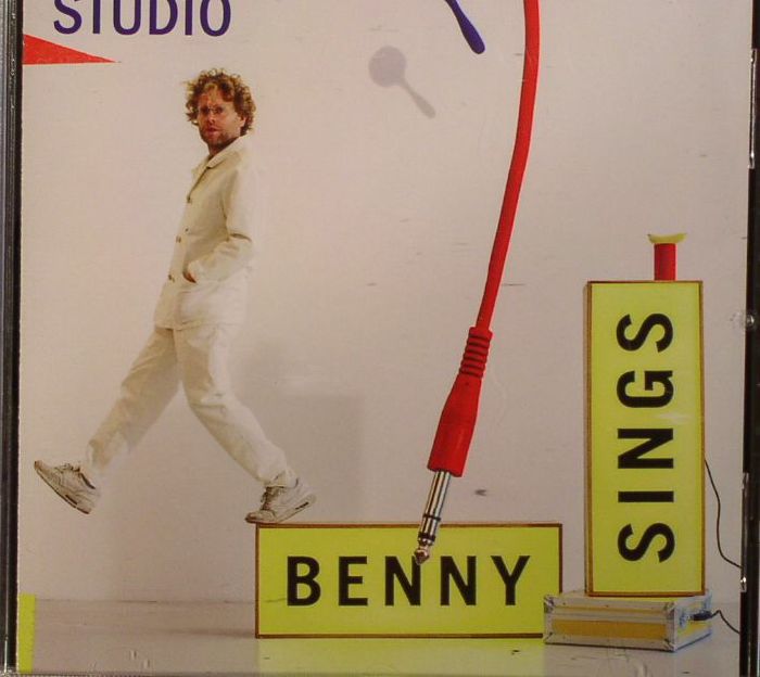 BENNY SINGS - Studio