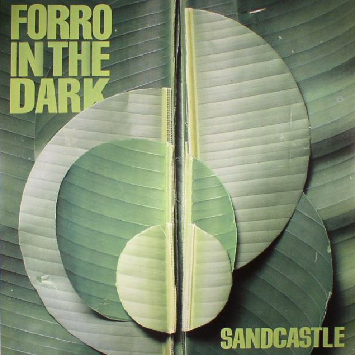 FORRO IN THE DARK - Sandcastle