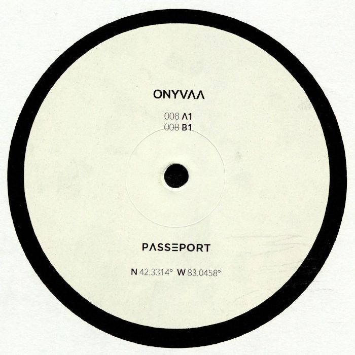 ONYVAA - PASSEPORT 008