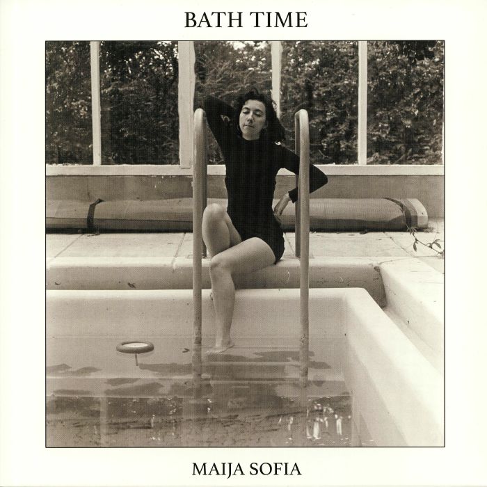 SOFIA, Maija - Bath Time
