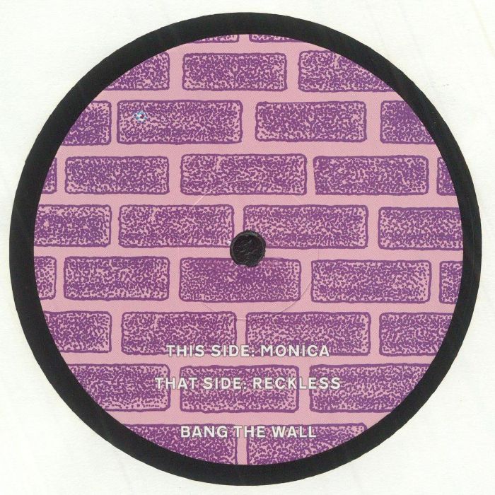 WALL IN THE HOLE - WITH 001