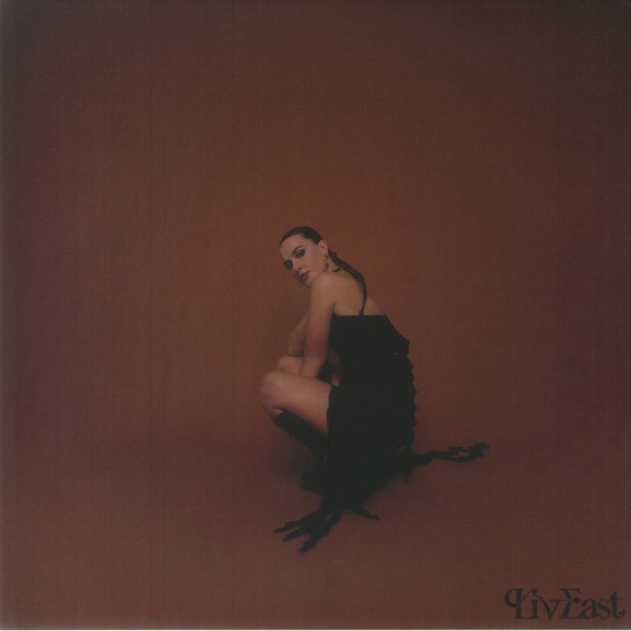LIV EAST - Lve1