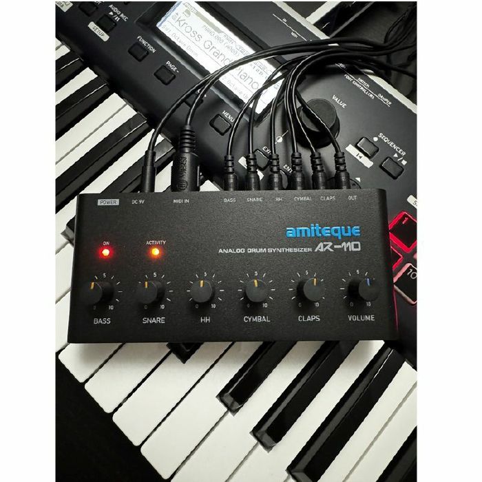 Amiteque AR-110 Compact 6-Voice Analogue Drum Synthesiser
