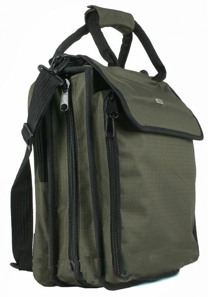 AGENDA - Agenda 320 + 16 Pro DJ CD Carry Case (olive) (heavy duty 600D polyester ripstop/PVC fabric shell, supplied with 40 x 8 capacity CD sleeves (total 320 capacity), toughened rubber corner protectors, detachable & adjustable shoulder strap with shoulder pad)