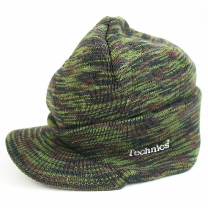 TECHNICS - Technics Knitted Army Peaked Beanie Hat (camo)