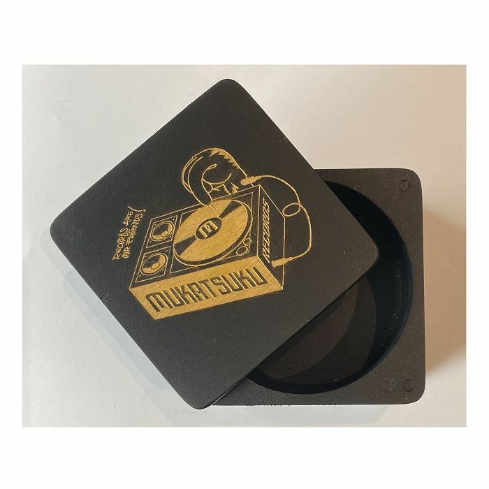 MUKATSUKU - Mukatsuku Black & Gold Wooden Stabiliser Box for 510 Gram Stabiliser : Mukatsuku Outline Logo Design