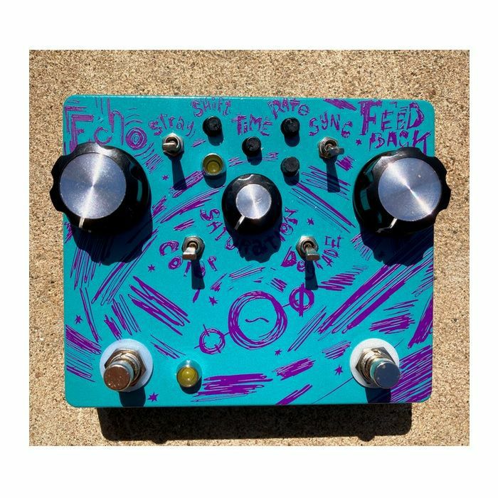 HUNGRY ROBOTS - Hungry Robot The Aether Modulating Delay Effects Pedal